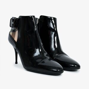 $895 Burberry Made in Italy Black Patent Leather Nova Check Ankle Boots 6.5